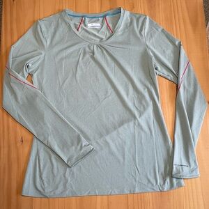 Columbia, size Large: Omni-wick long-sleeved shirt in gray, dri-fit material
